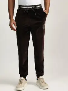 Iconic Men High-Rise Pure Cotton Jogger