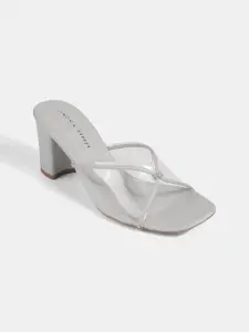 LEMON & PEPPER Women Block Heels Sandals