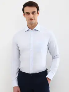 Allen Solly Sport Men Slim Fit Solid Cotton Formal Shirt