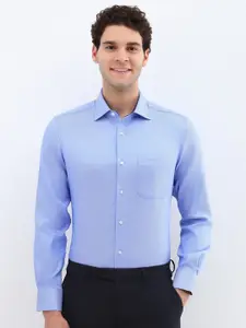 Allen Solly Sport Men Checked Long Sleeves Pure Cotton Slim Fit Formal Shirt