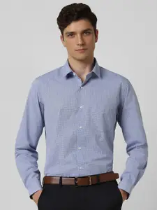 Peter England Men Spread Collar Checked Cotton Formal Shirt