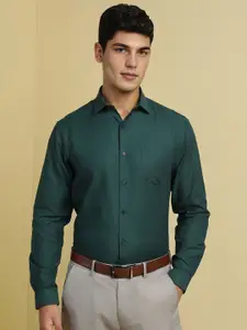 Allen Solly Men Spread Collar Solid Cotton Slim Fit Formal Shirt