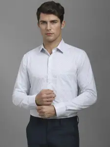 Louis Philippe Men Spread Collar Geometric Printed Cotton Formal Shirt