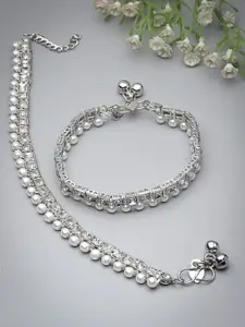 Sanjog Set Of 2 Silver-Plated Kundan Studded Anklets
