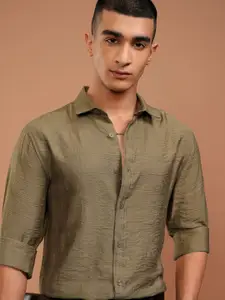 HIGHLANDER Men Spread Collar Textured Slim Fit Casual Shirt