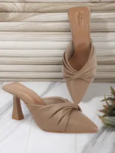 CHINRAAG Block Heel Mules