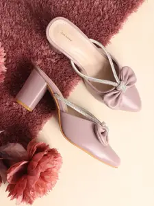 CHINRAAG Women Block Sandals with Bows