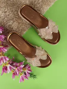 CHINRAAG Women Embellished PU Ethnic Flatform Sandals