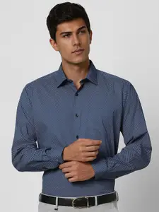 Van Heusen Men Spread Collar Geometric Printed Cotton Slim Fit Formal Shirt