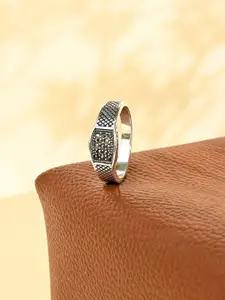 TOUCH925 Men 925 Pure Silver Cubic Zircon Stone Studded Boho Finger Ring