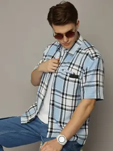 The Roadster Lifestyle Co. Men Relaxed Spread Collar Tartan Checked Cotton Casual Shirt