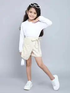 taffykids Girls Round Neck Long Sleeves Sweatshirt With Shorts