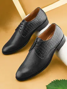 Provogue Men Textured Formal Derbys