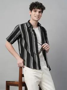 TRYBUY.IN Men Premium Spread Collar Vertical Striped Cotton Casual Shirt