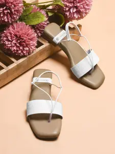 DIVASTRI Women Colourblocked Ethnic Open Toe Flats with Bows