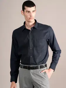 Cantabil Men Spread Collar Micro Ditsy Printed Cotton Formal Shirt