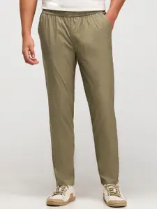 Red Flame Men's Casual wear Relaxed Fit Travel Trouser