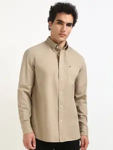 Tommy Hilfiger Men Button-Down Collar Solid Cotton Relaxed Fit Casual Shirt