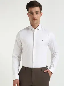 Tommy Hilfiger Men Slim Fit Opaque Printed Casual Shirt