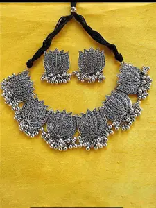 JMBW INTERNATIONAL Artificial Beads Oxidised Floral Necklace with Earrings