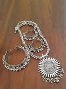 JMBW INTERNATIONAL Silver-Plated Necklace With Earrings & Bracelet