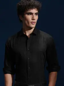 HIGHLANDER Men Jacquard Textured Solid Evening Party Shirt