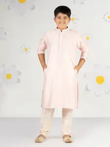 VASTRAMAY Boys Floral Yoke Design Thread Work Straight Kurta with Pyjamas