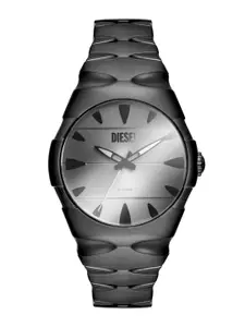 DIESEL Men D-Sruptor Bracelet Style Analogue Watch DZ2213