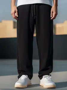 NOBERO Men Straight Fit Joggers