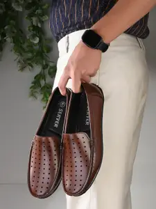 SERVER Brown Confortable & Lightweight Casual Shoes