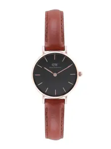 Daniel Wellington Women Leather Straps Analogue Watch DW00100225K