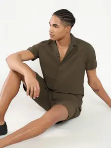 SHOWOFF Cuban Collar Shirt With Shorts