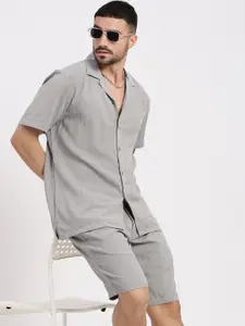 SHOWOFF Cuban Collar Short Sleeves Shirt With Short