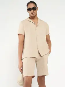 SHOWOFF Cuban Collar Short Sleeves Shirt With Short