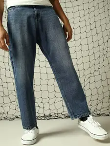 Hubberholme Men Relaxed Fit Light Fade Cotton Streetwear Jeans