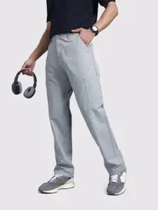 The Roadster Life Co. Men Pure Cotton Straight Fit Cargos