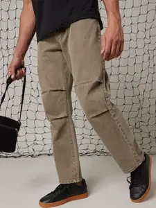 Hubberholme Men Loose Relaxed Fit Light parachute detail Fade Jeans