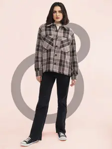 Roadster Women Checked Spread Collar Casual Shirt