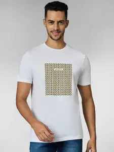 LOUIS STITCH Men Super Combed Cotton White Regular Fit Round Neck T-Shirt