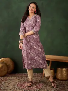 Vastramyaa Women Floral Printed Thread Work Kurta