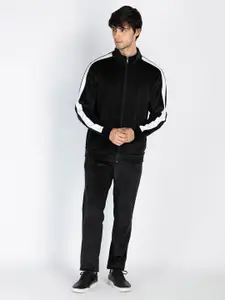 Status Quo Men Slim-Fit Tracksuits