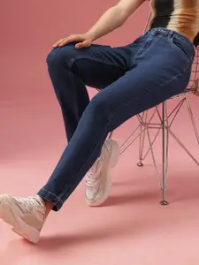 DressBerry Women Boyfriend Fit High-Rise Light Fade Stretchable Jeans