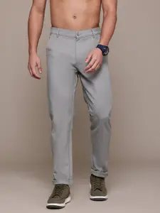 Roadster Men Relaxed Fit Chinos
