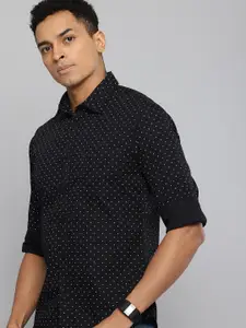 Flying Machine Slim Fit Geometric Printed Pure Cotton Casual Shirt