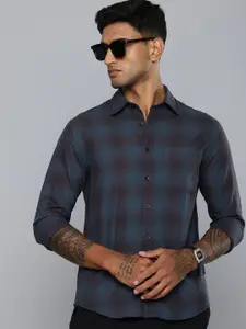 Flying Machine Slim Fit Checked Pure Cotton Casual Shirt
