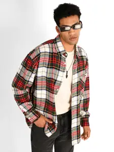 The Roadster Lifestyle Co. Men Checked Flannel Oversized Casual Shirt