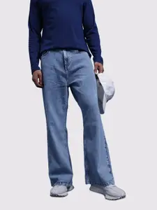 The Roadster Life Co. Men Cotton Loose Bootcut High-Rise Jeans