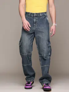 The Roadster Lifestyle Co. Men Straight Fit Pure Cotton Cargo Style Light Fade Jeans