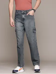 The Roadster Lifestyle Co. Men Pure Cotton Cargo Style Relaxed Fit Jeans