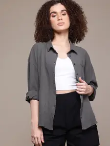 The Roadster Lifestyle Co. Women Seersucker Casual Shirt